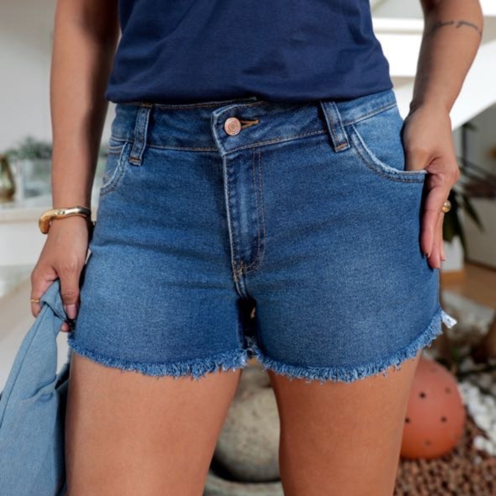 Shorts Jeans Boyfriend Bolso Bordado Feminino Revanche Chiba