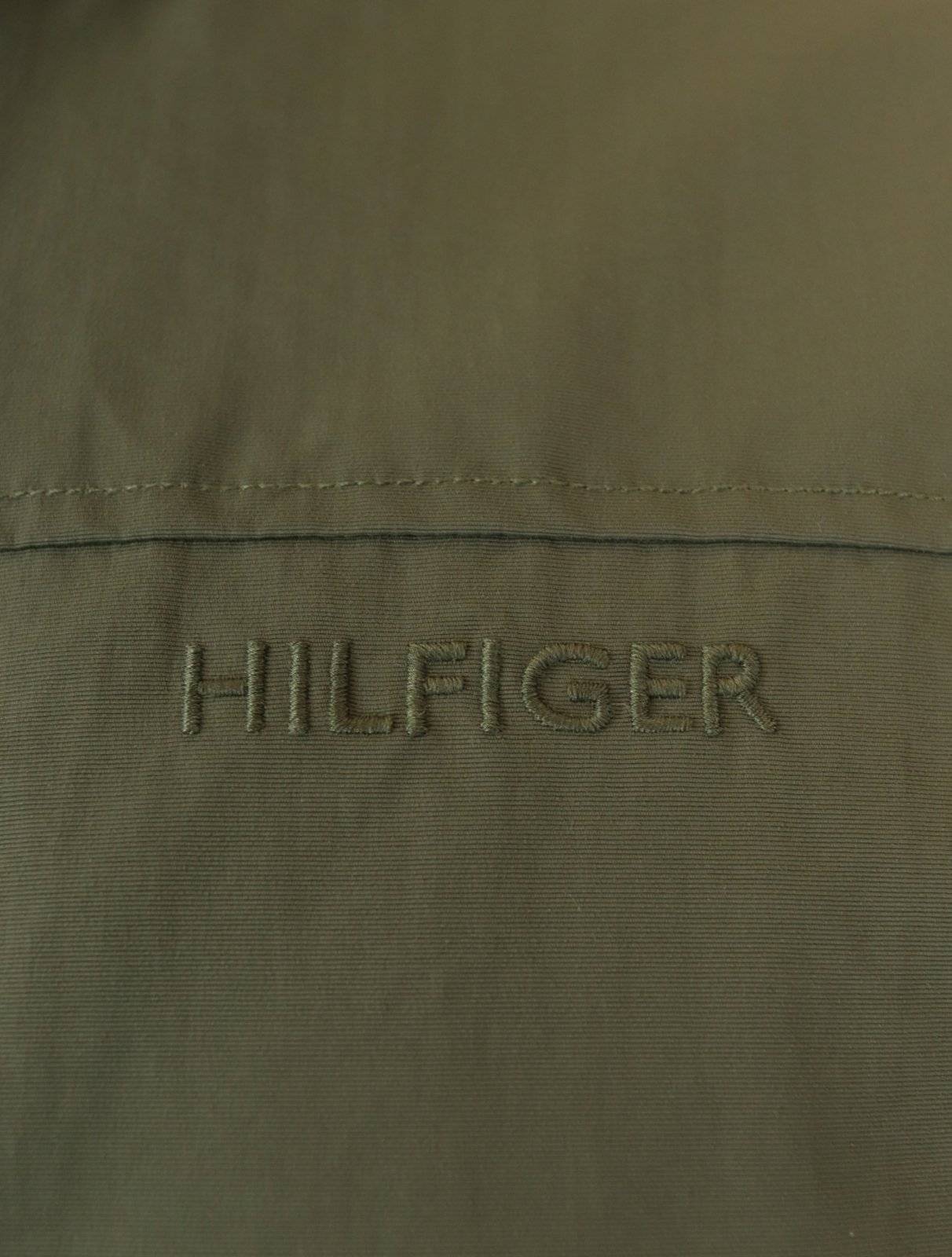 Vista 3 Jaqueta Tommy Hilfiger Masculina Sustainable Regatta Jacket verde militar Tommy Hilfiger verde militar