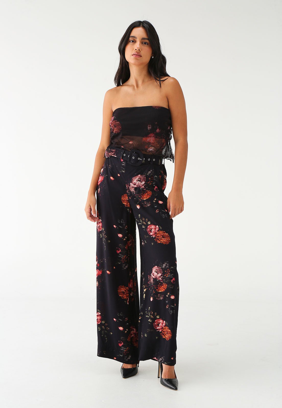 Blusa Cropped Tule Lez a Lez Reta Floral Preta