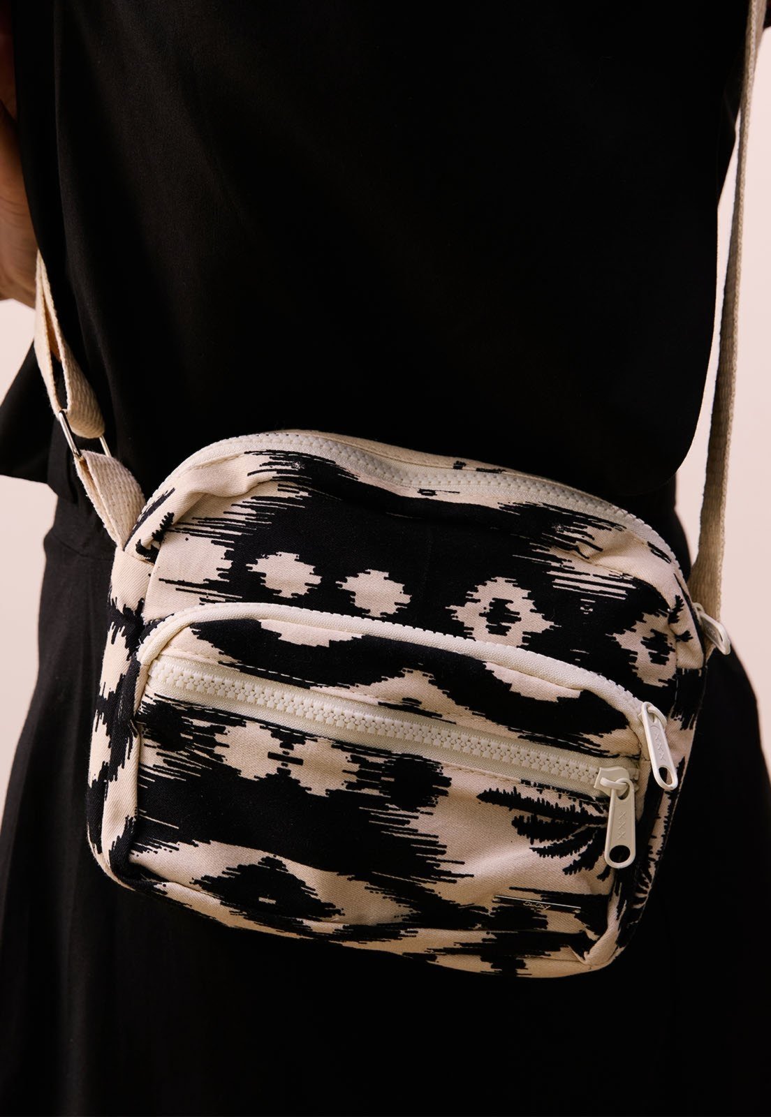 Vista 3 Bolsa Chega Mais Estampada CaCay preto CaCay preto