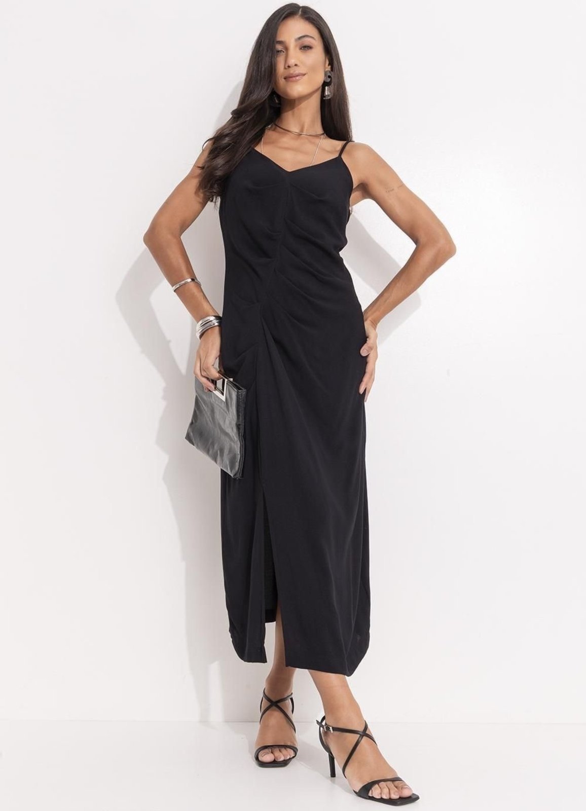 Vestido Feminino Preto Em Viscose Plana Quintess