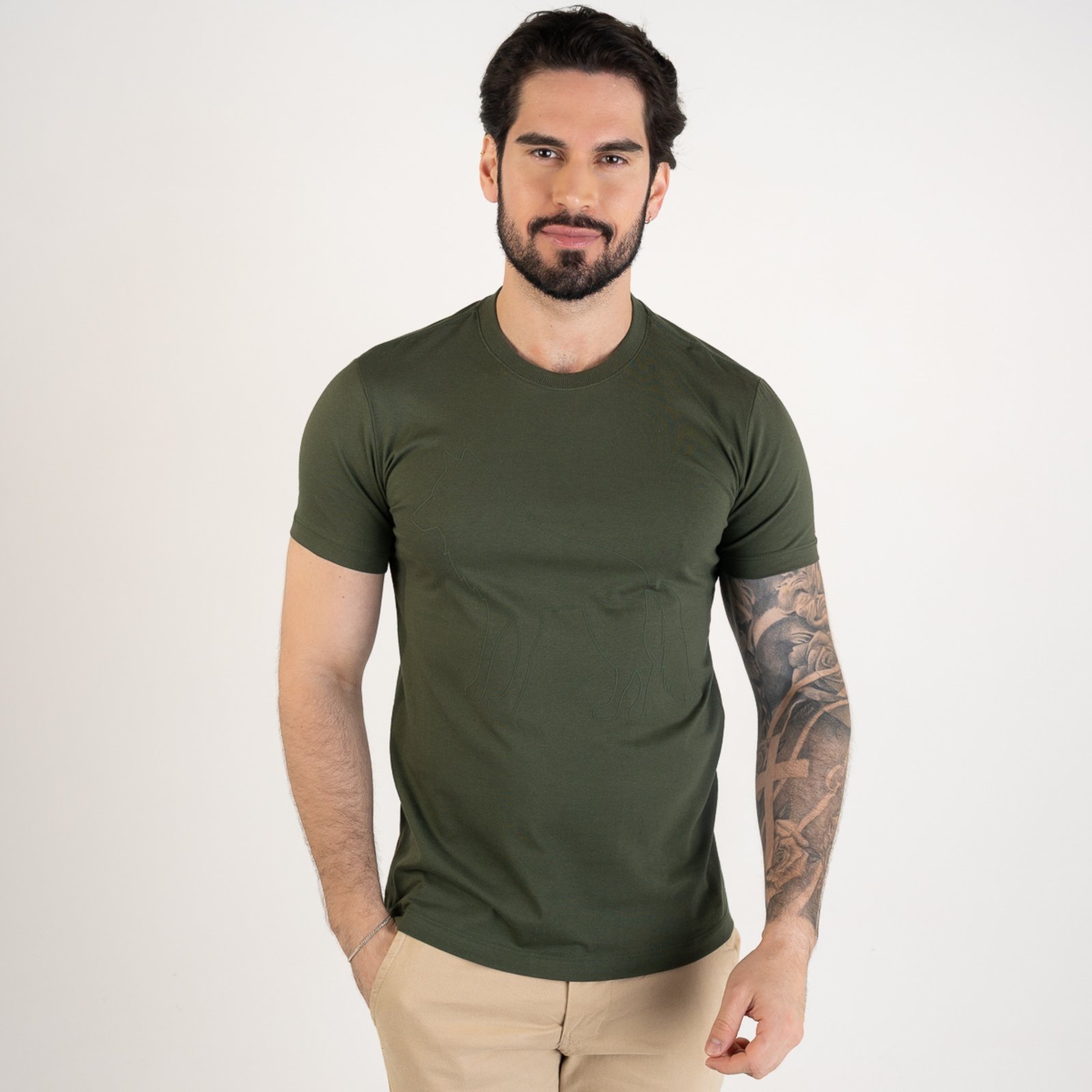 Camiseta Acostamento Wolf Alto Relevo Verde Militar