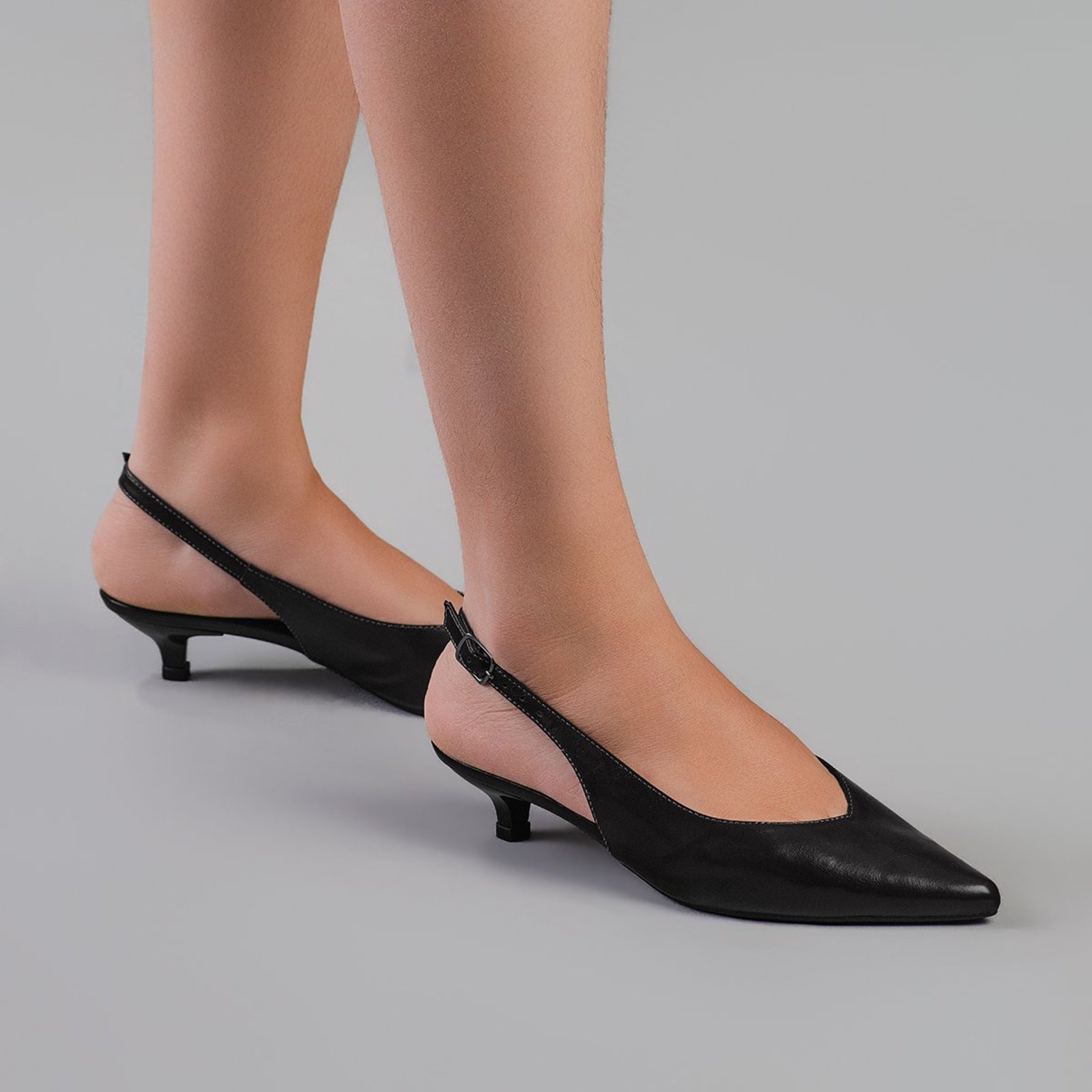 Sapato Scarpin Feminino Shekinah Slingback Salto Fino Stiletto Bico Fino Elegante Preto