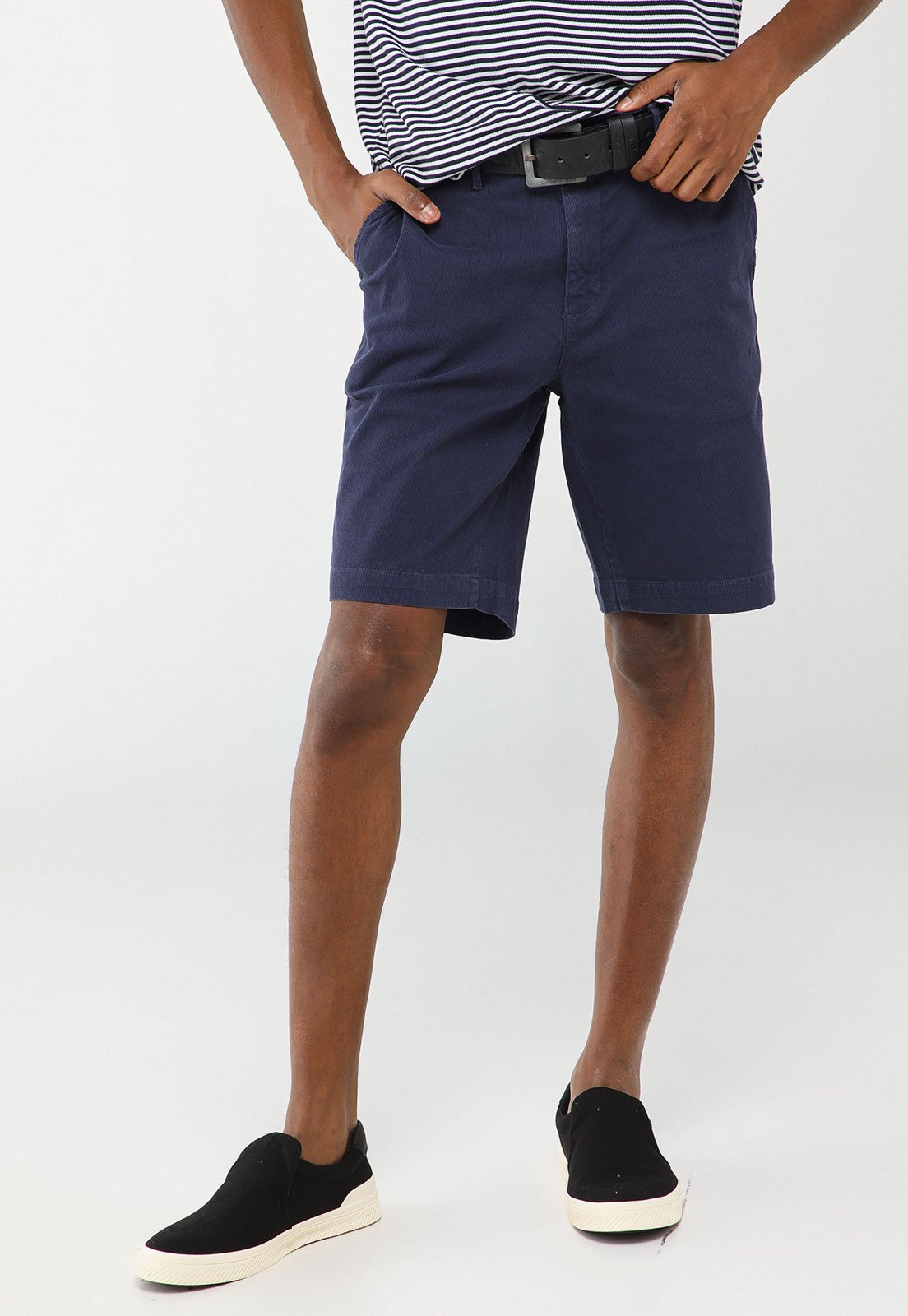 Vista 2 Bermuda Masculina Dudalina Right Sarja Textura azul marinho Dudalina azul marinho