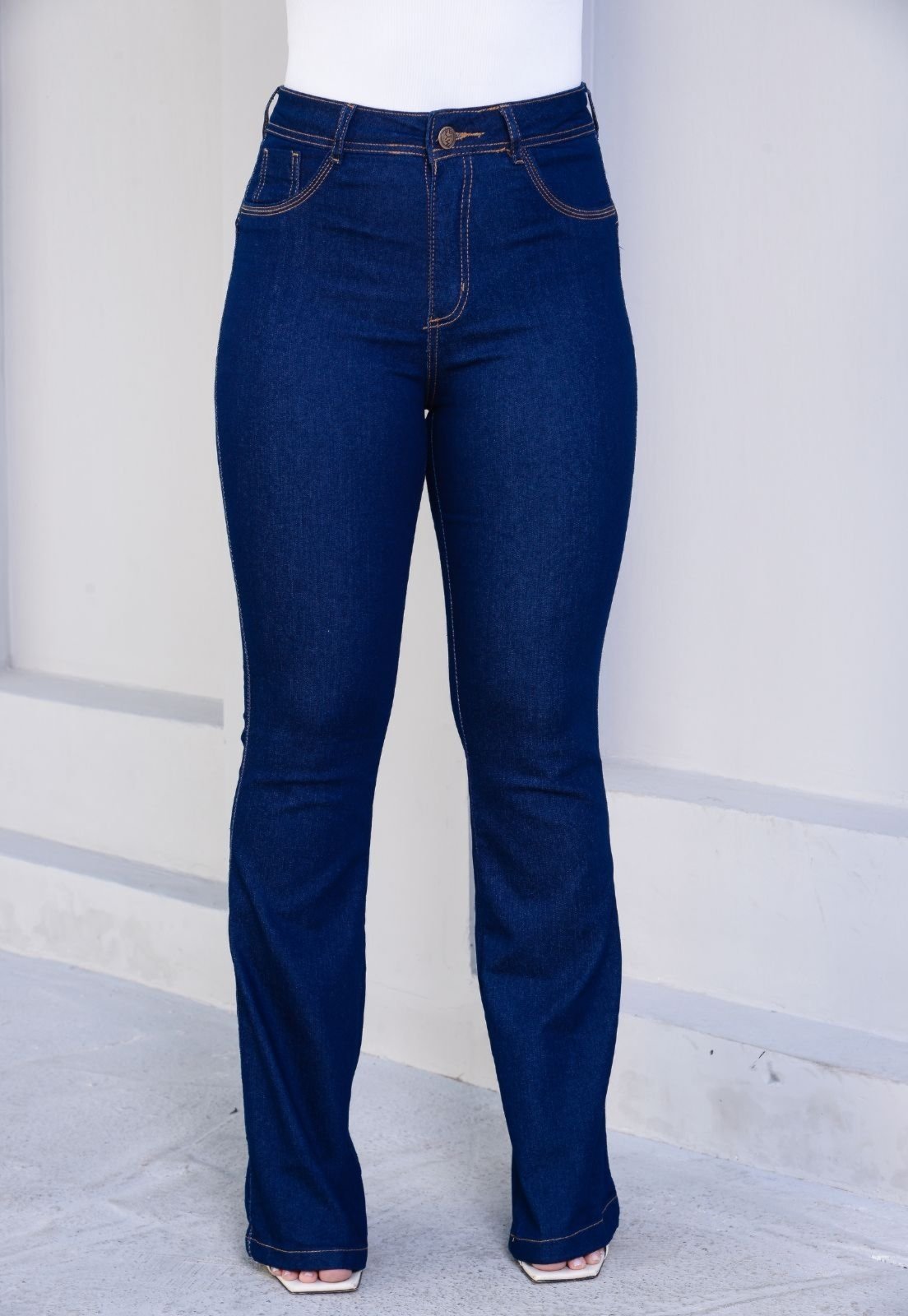 Vista 3 KIT 3 Calça Flare Feminina Mys Jeans Cintura Alta Preto e Manchado Ethereal Jeans azul/preto azul Ethereal Jeans azul/preto azul