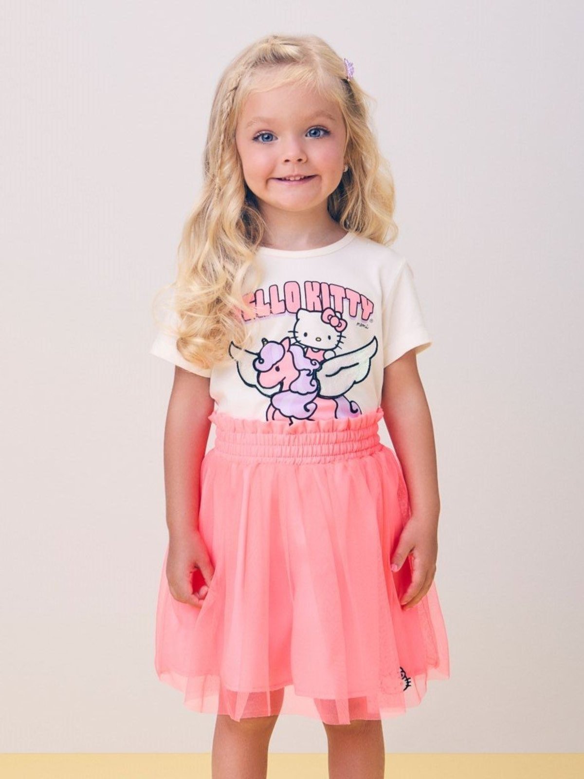 Infantil - Conjunto Rosa Neon da Hello Kitty com Tule