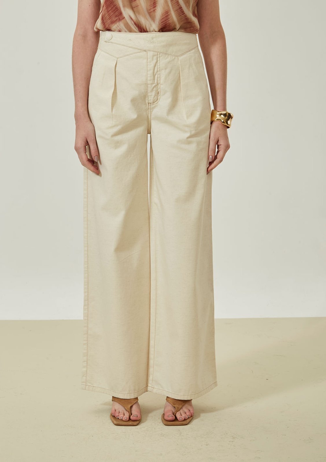 Vista 3 Calça Maria Valentina Pantalona Alta Off-white off-white white Maria Valentina off-white white