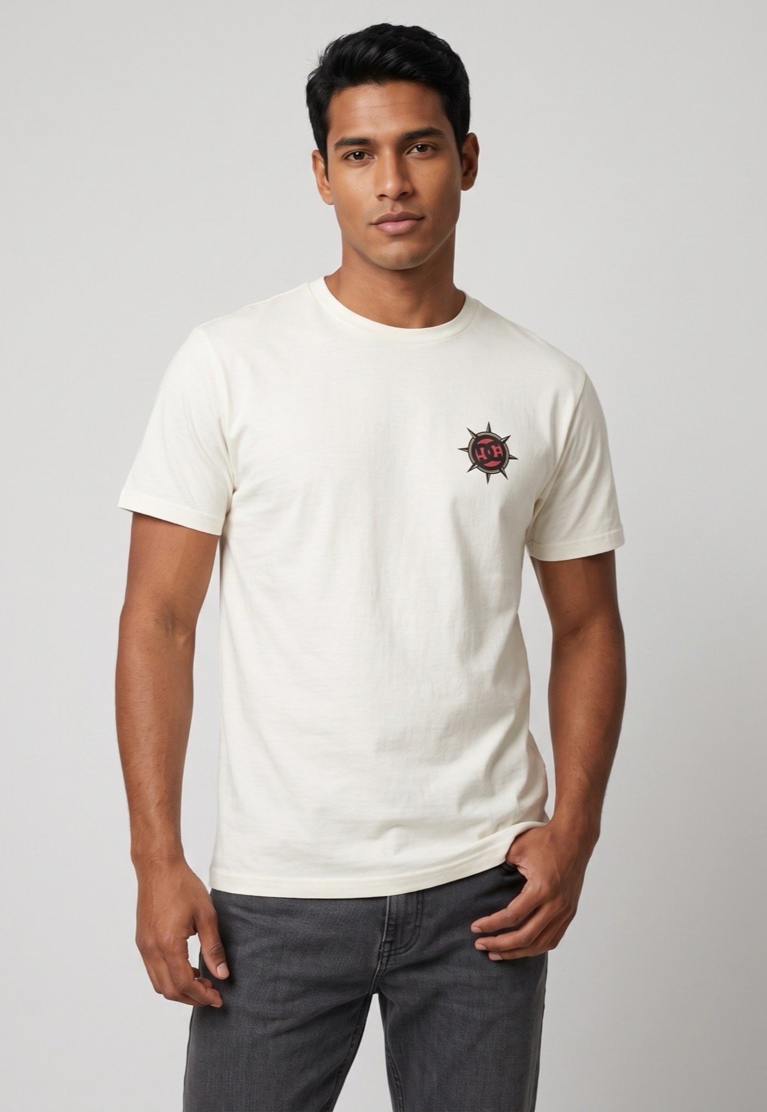 Camiseta Masculina DC Shoes Boussole Off-White