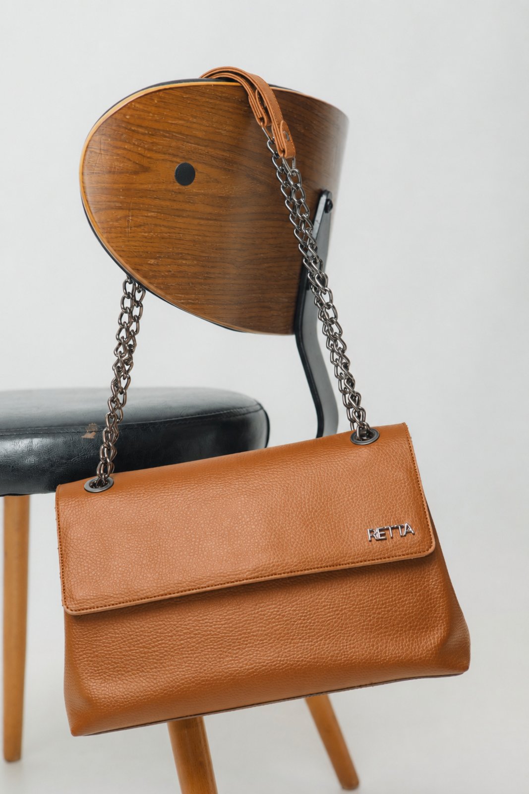 Bolsa Feminina Com Repartição Média para Dia e Noite Luisa Retta