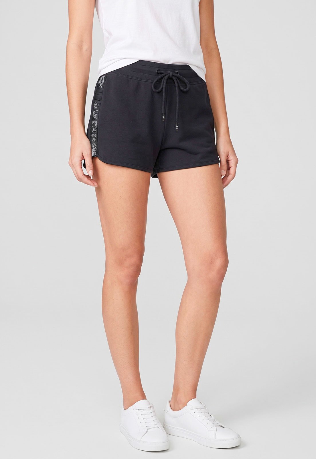 Short Feminino Aeropostale Barra Reta Preto