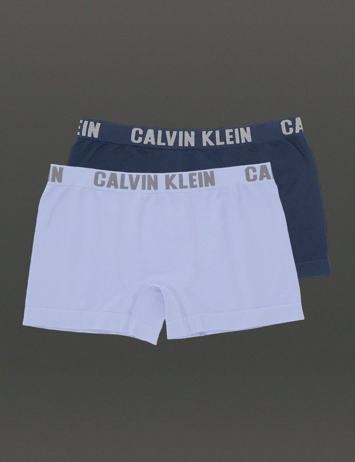Vista 3 Kit 2 Cuecas Menino Trunk Sem Costura Calvin Klein Underwear - Marinho Com Claro Calvin Klein Jeans azul Calvin Klein Jeans azul