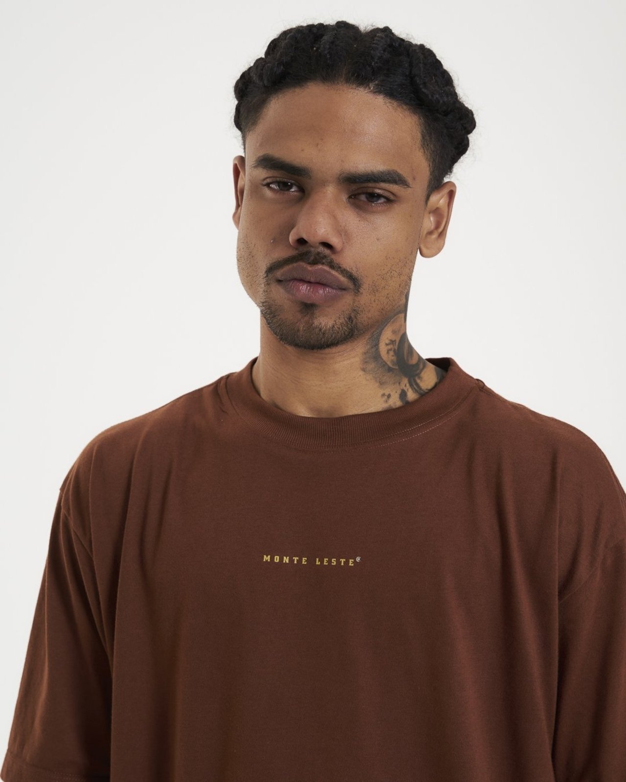 Camiseta Oversized Estampada ML - Marrom