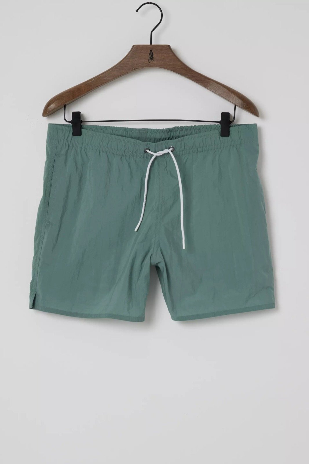 Vista 2 Short Oficina Reserva Esporte Liso verde verde