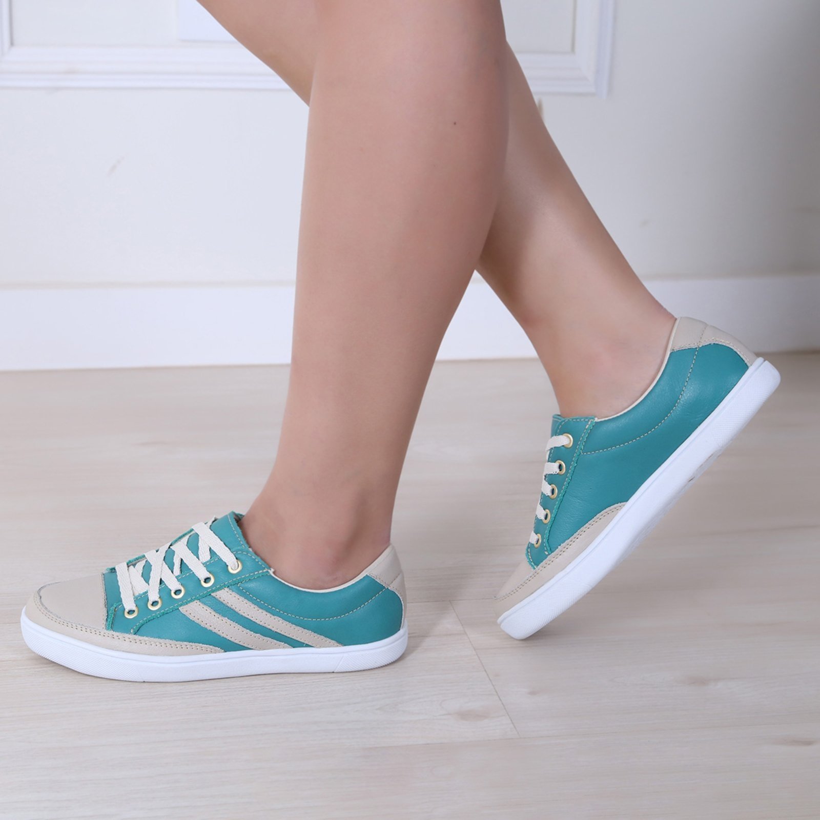 Tênis de Couro Casual Moda Verde com Listra