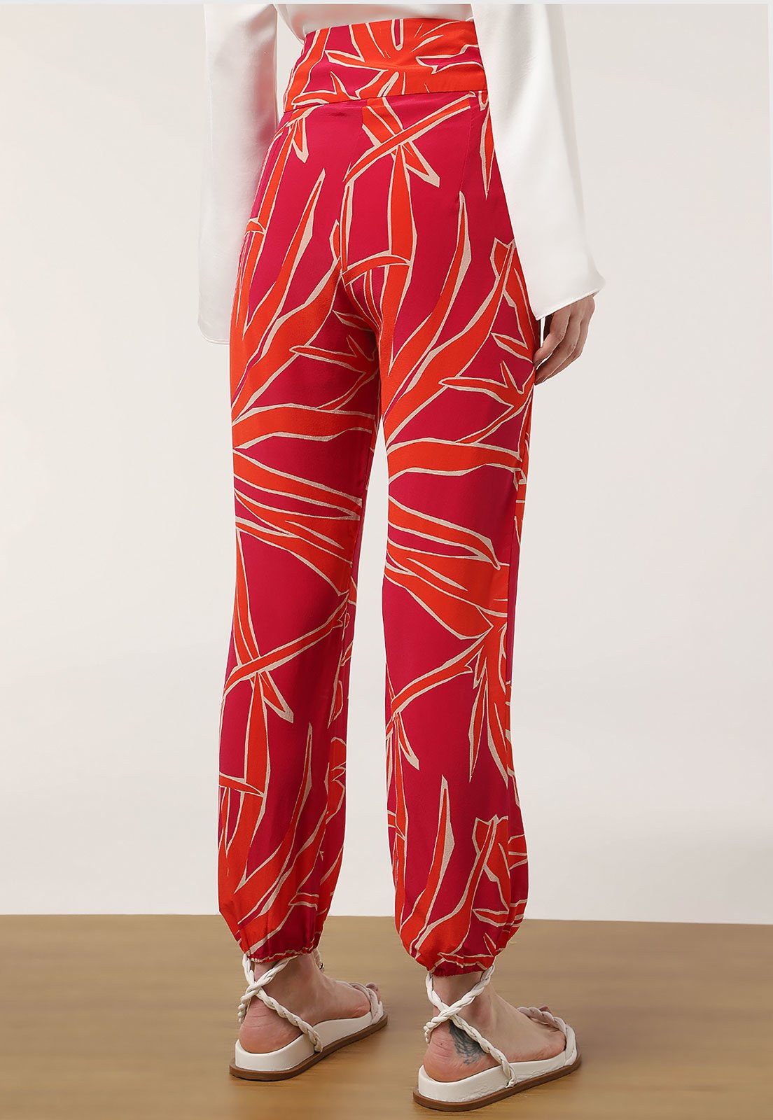 Vista 3 Calça LE LIS Jogger Folhagem Pink rosa pink LE LIS rosa pink