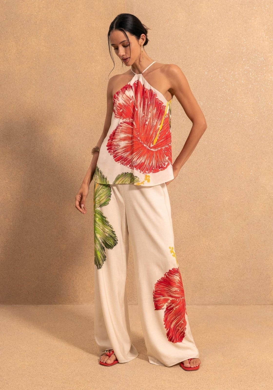 Blusa Fluida Estampada Com Amarração Posterior