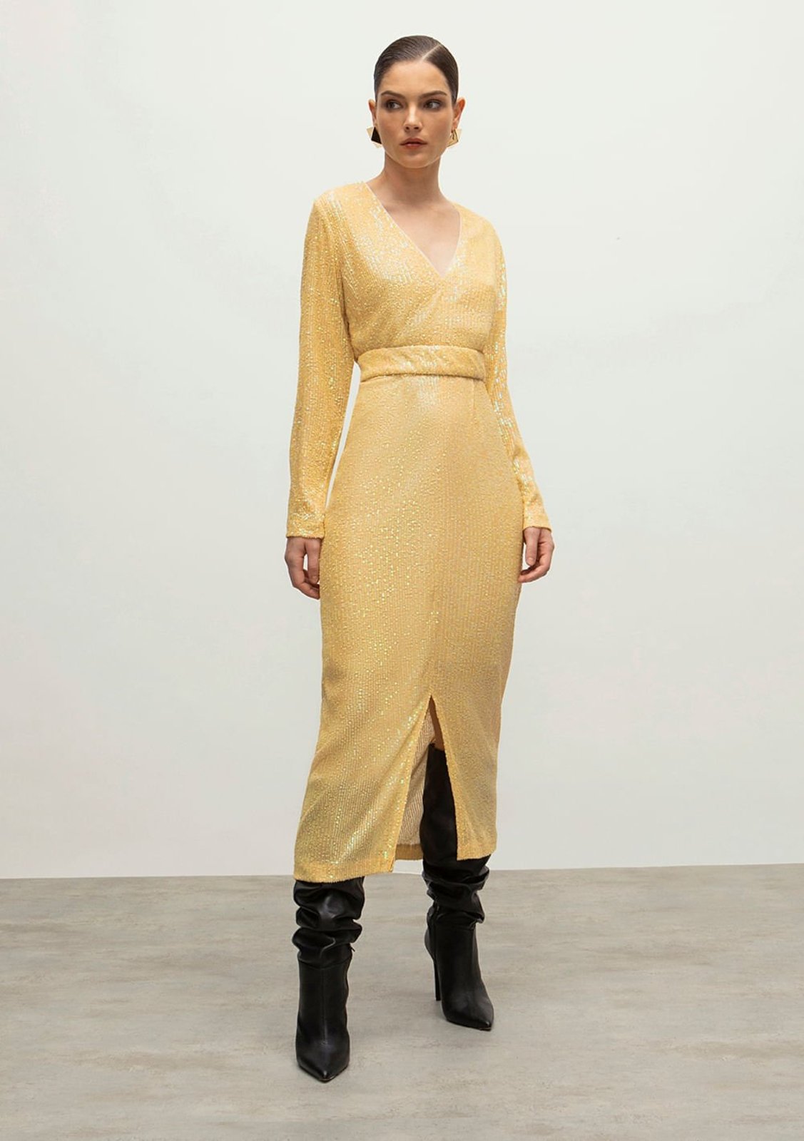 Vestido Iódice Longo Decote V Com Fenda Bege