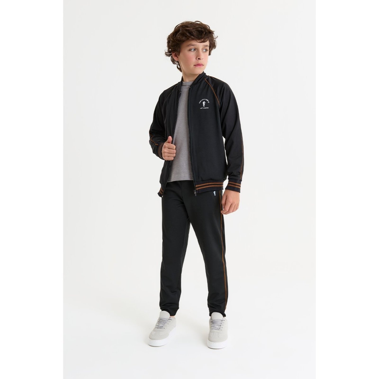 Infantil - Conjunto Masculino com Jaqueta e Calça em Nylon Confortável