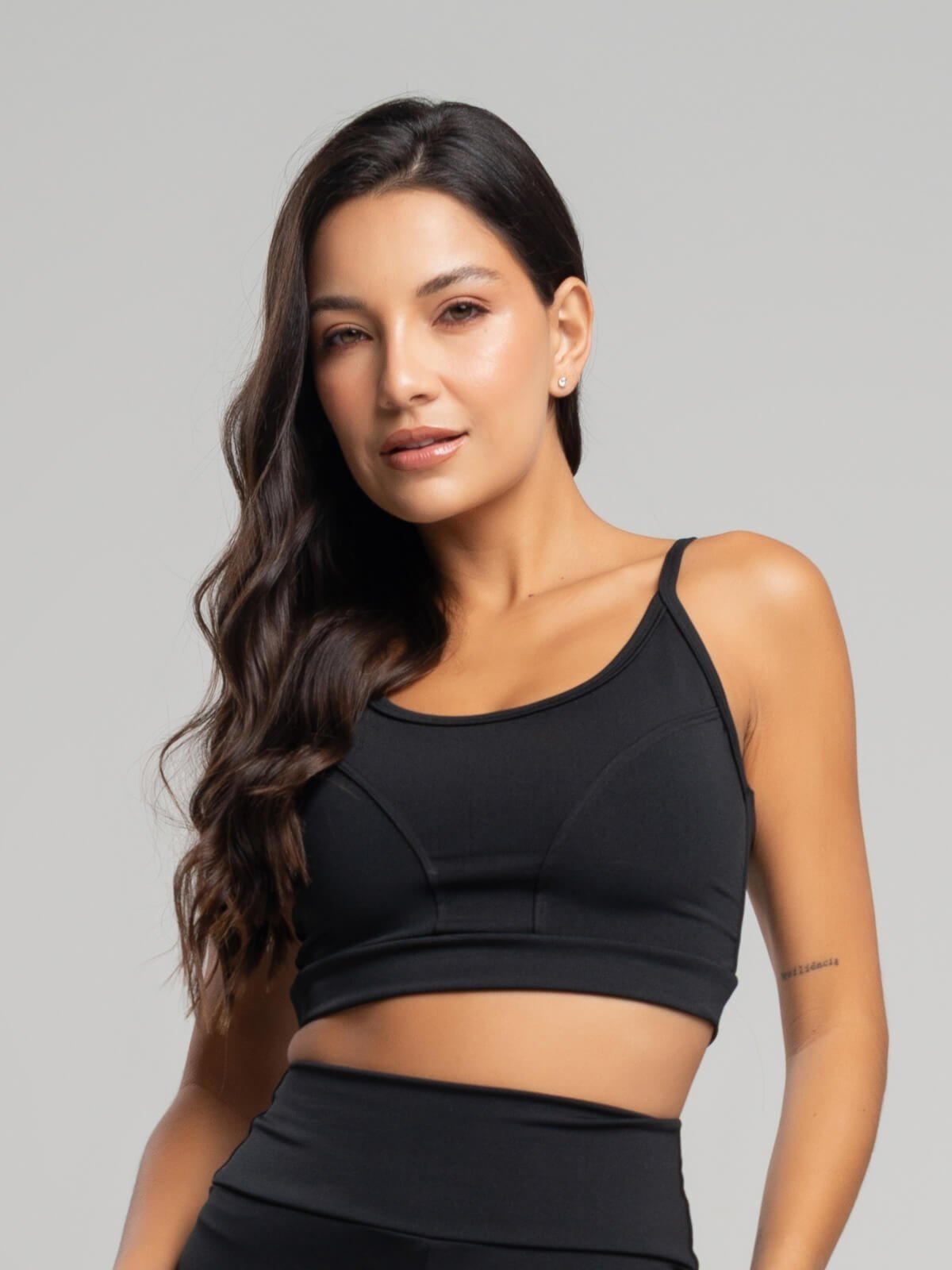 Vista 2 Top Alcinha Suplex Fitness Vicbela Cropped Academia Treino Moda Feminina bordô/vermelho/vinho Vicbela bordô/vermelho/vinho