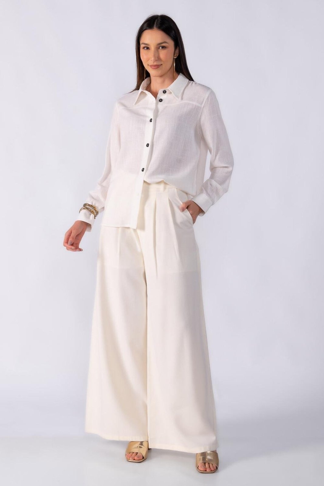 Camisa linho com botões em contraste Branco