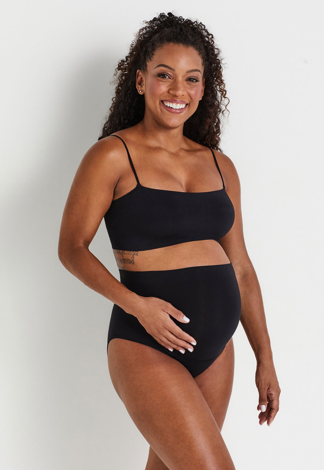 Vista 3 Calcinha Liz Gestante Adaptive Skinbreez Preta preto Liz preto