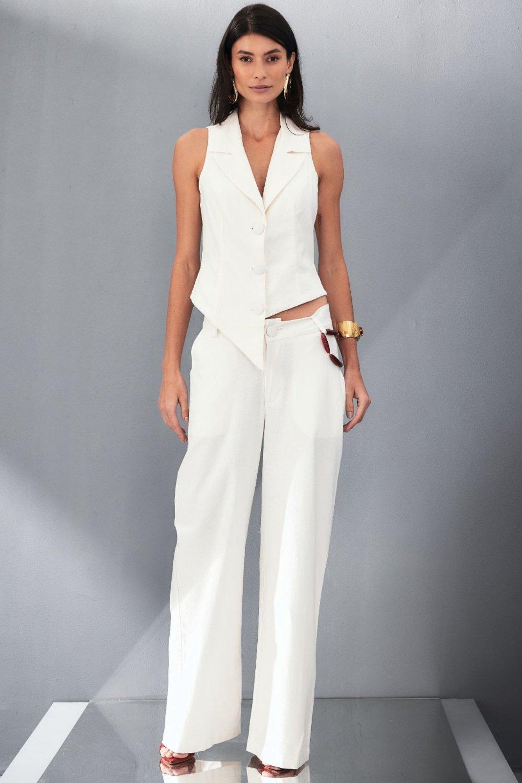 Calça Reta Feminina em Alfaiataria Smk Off White