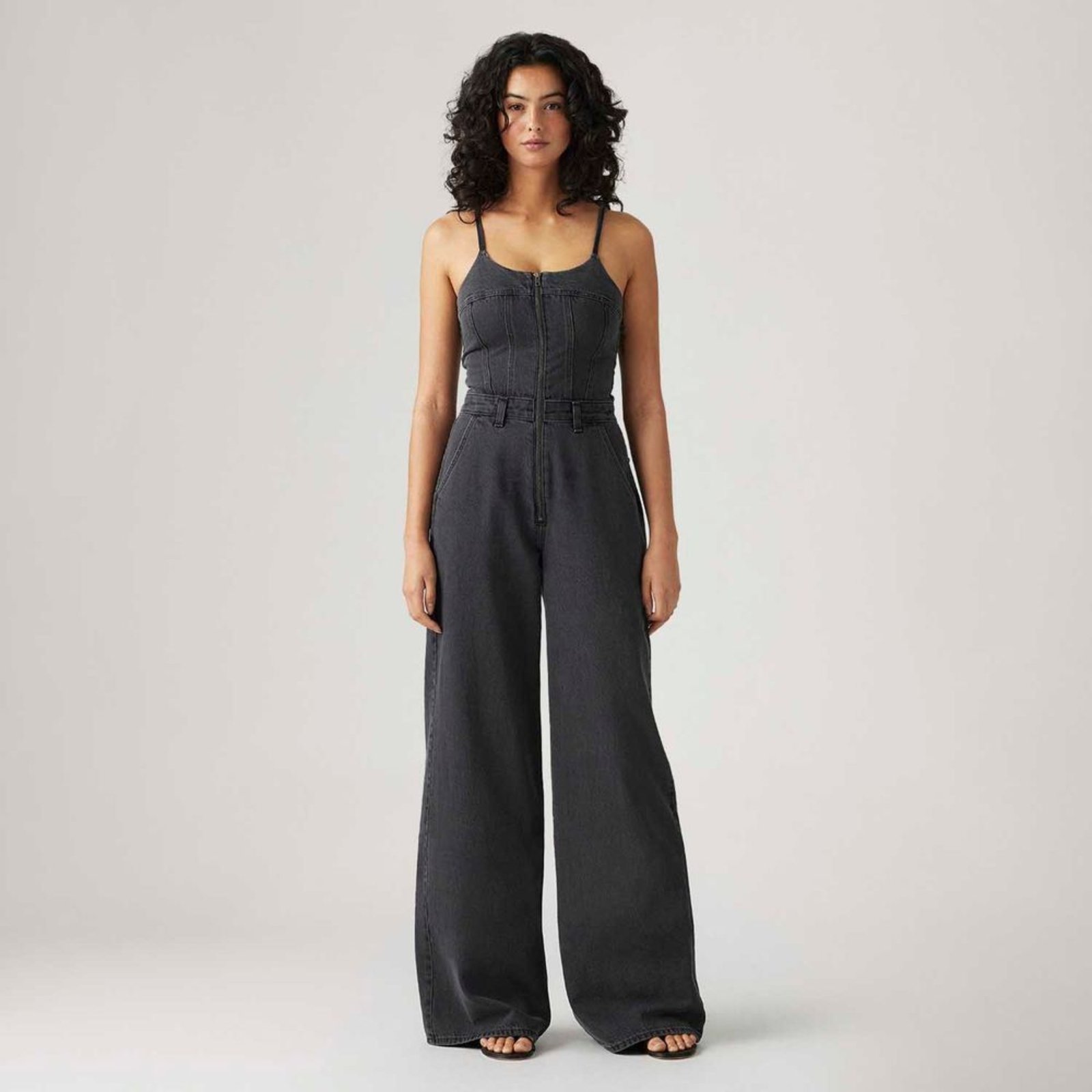 Macacão Jeans Levi’s® Bustier Jumpsuit Preto