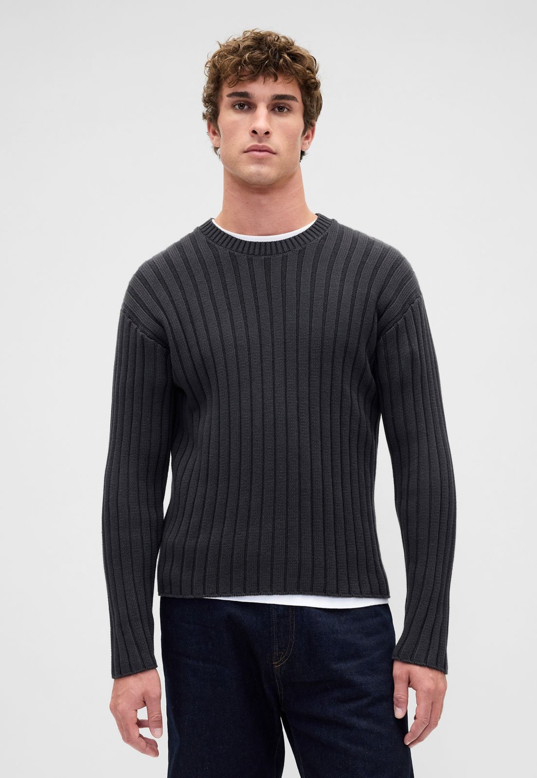 Suéter Masculino GAP Decote Redondo Grafite