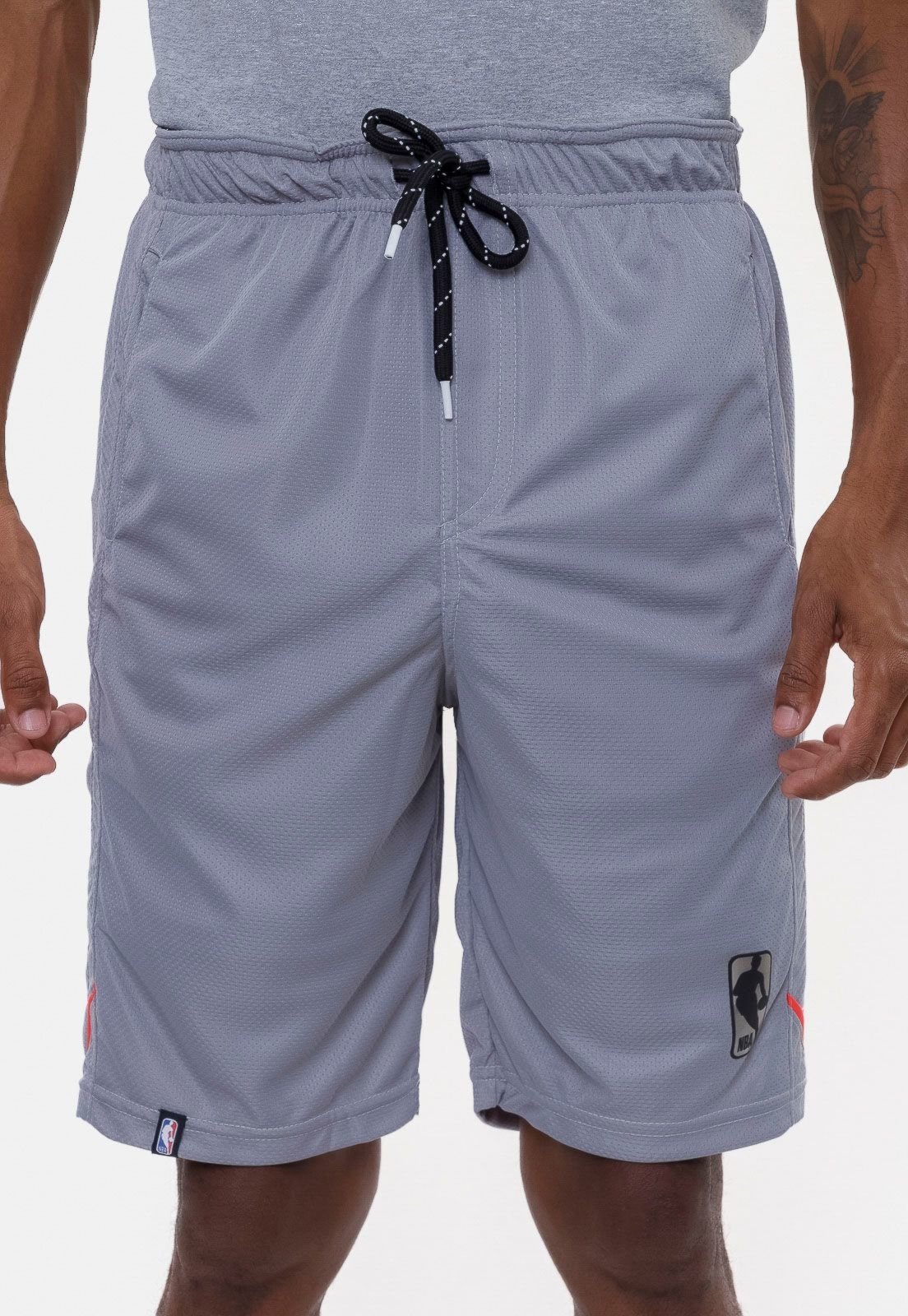 Bermuda NBA Sintética Silver Logo Cinza Mescla
