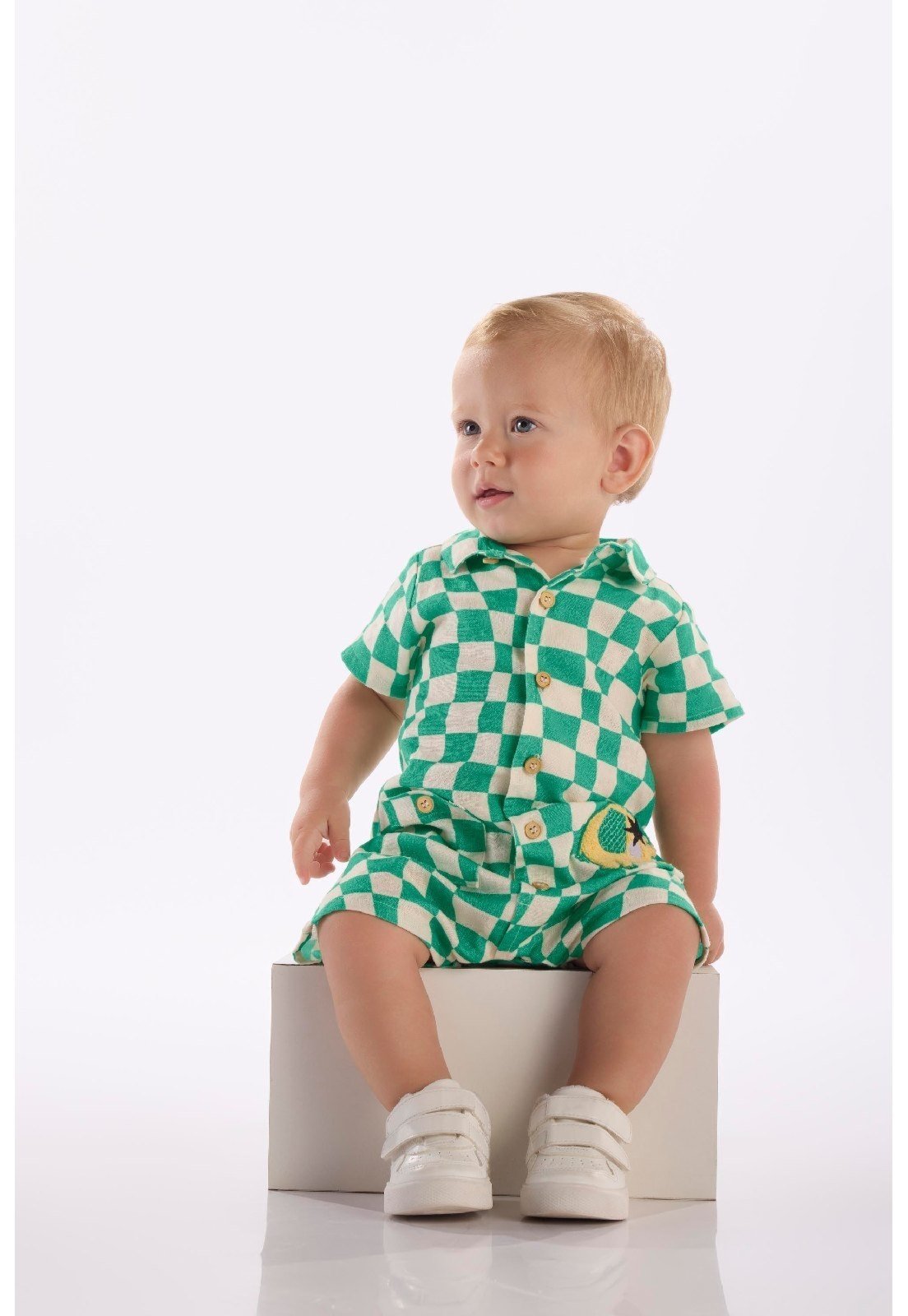 Vista 2 Infantil - Macaquinho Menino com Linho Três e Já branco Três e Já branco