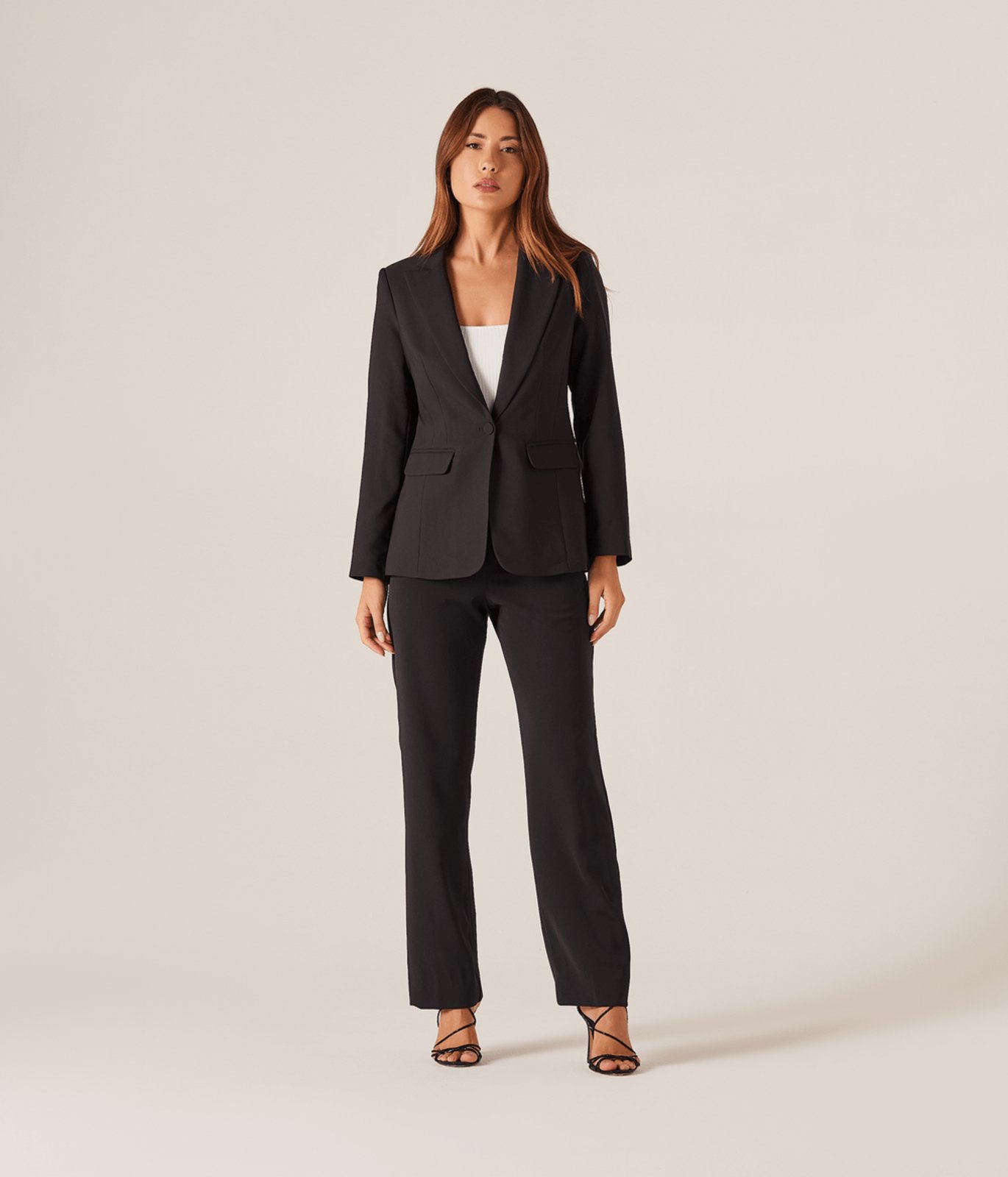 Calca Reta Bolso-Faca Feminina Preta