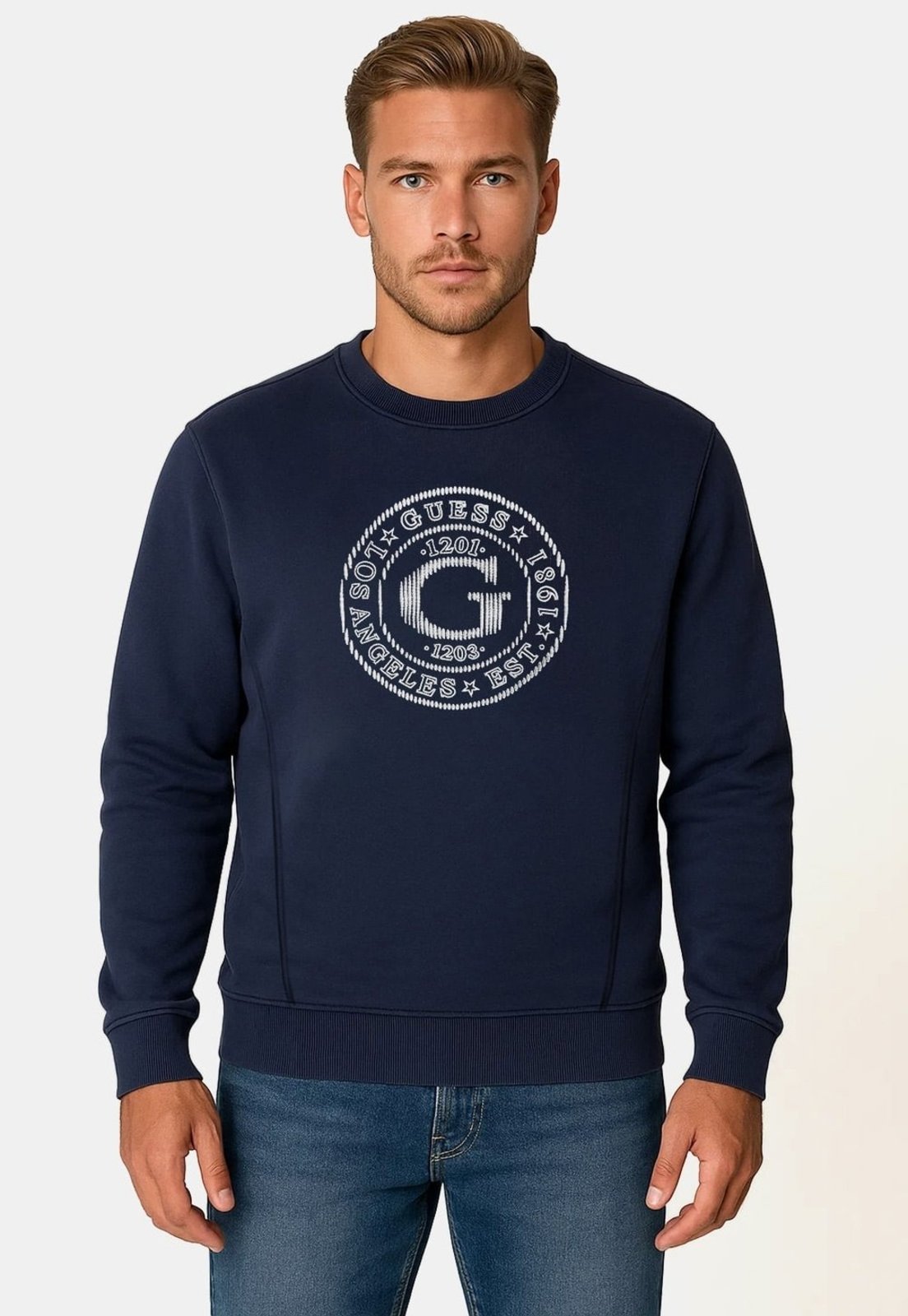Blusa de Moletom Logo Guess Relevo Azul Escuro