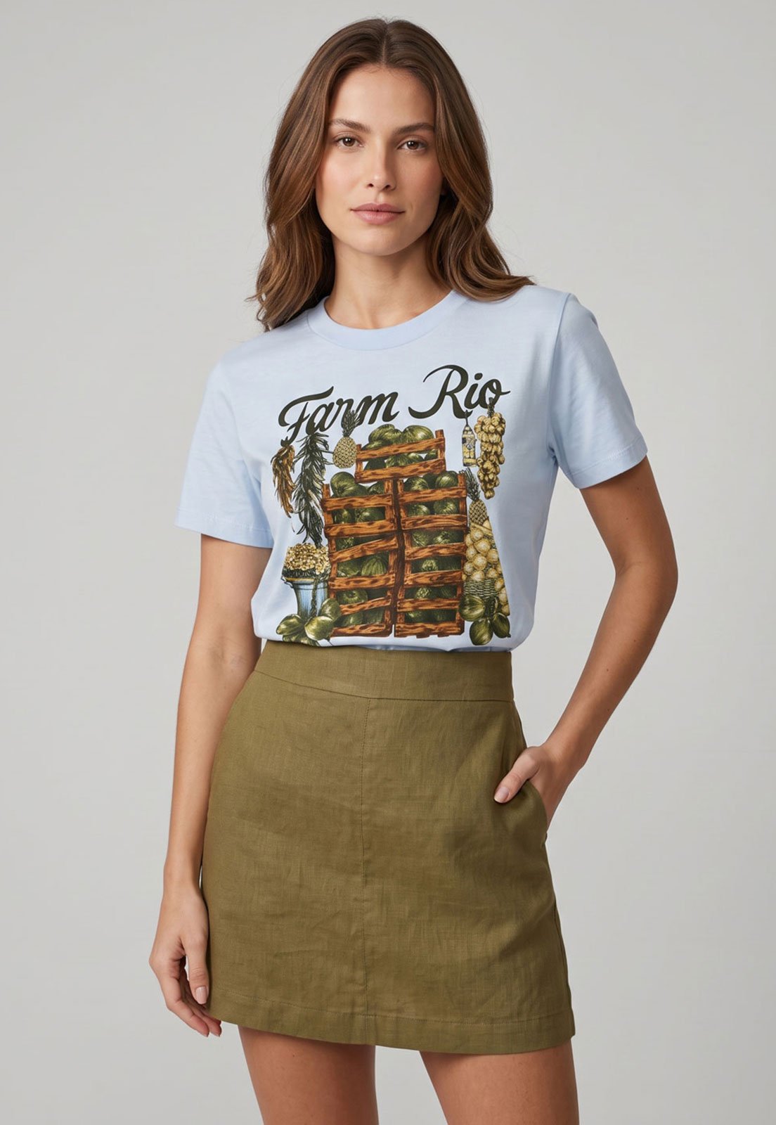 Camiseta Feminina FARM Estampa Frutas Azul Claro