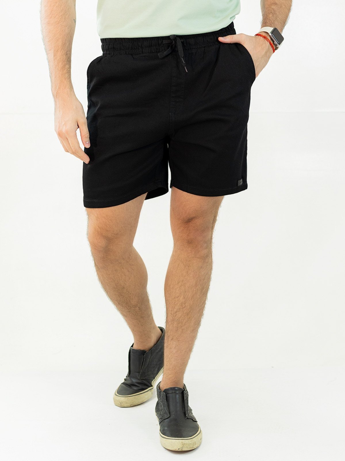 Short Masculino Sarja Preto Cordão Cintura Anticorpus