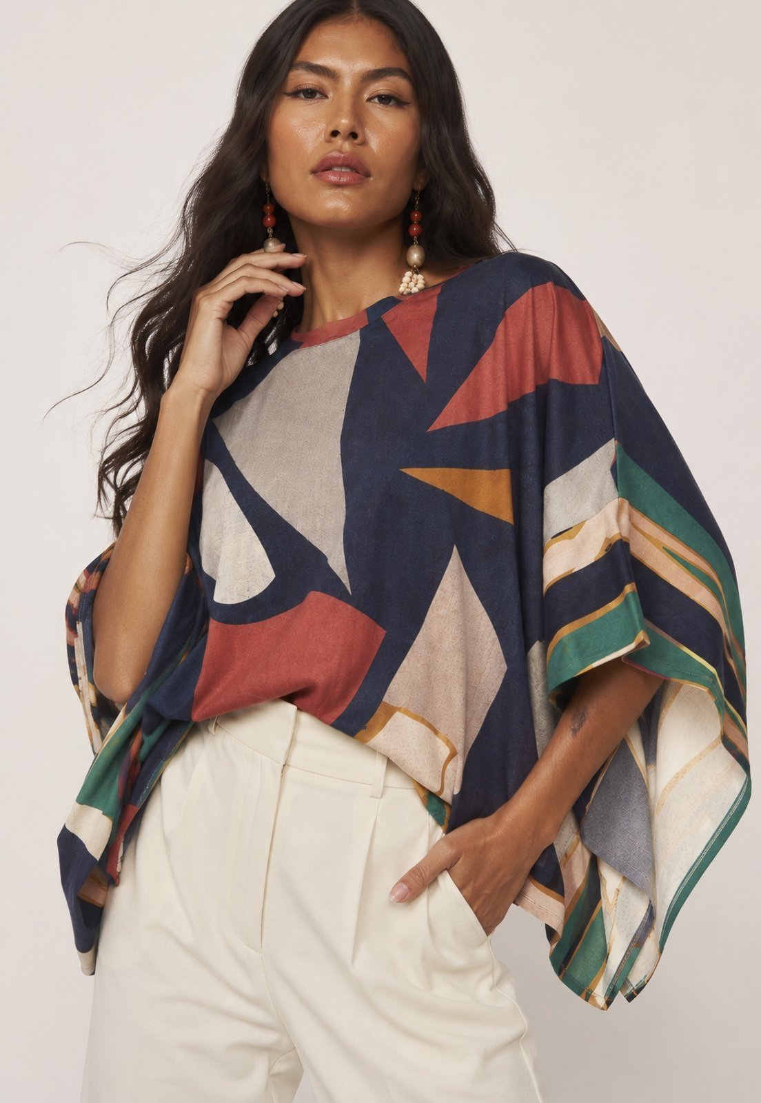 Blusa Amazonia Vital Asa Delta Malha Tupã Geometrias do Tempo
