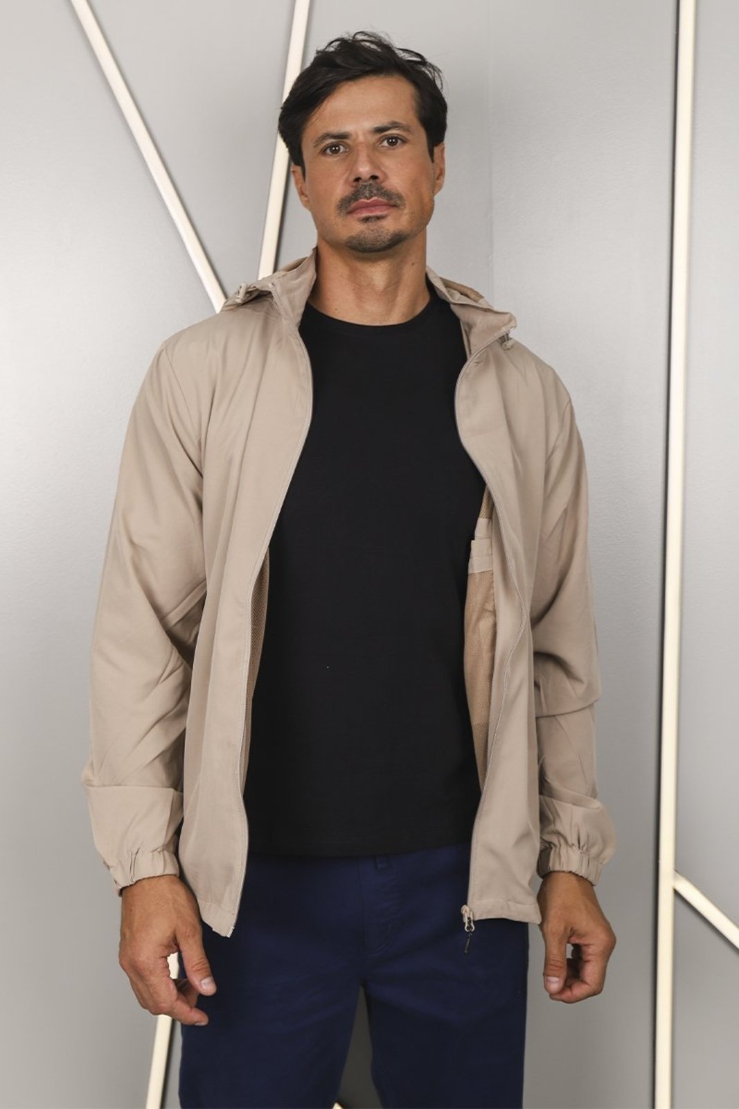 Jaqueta Masculina Corta Vento Nylon Impermeável Capuz Removível Bolso Frontal