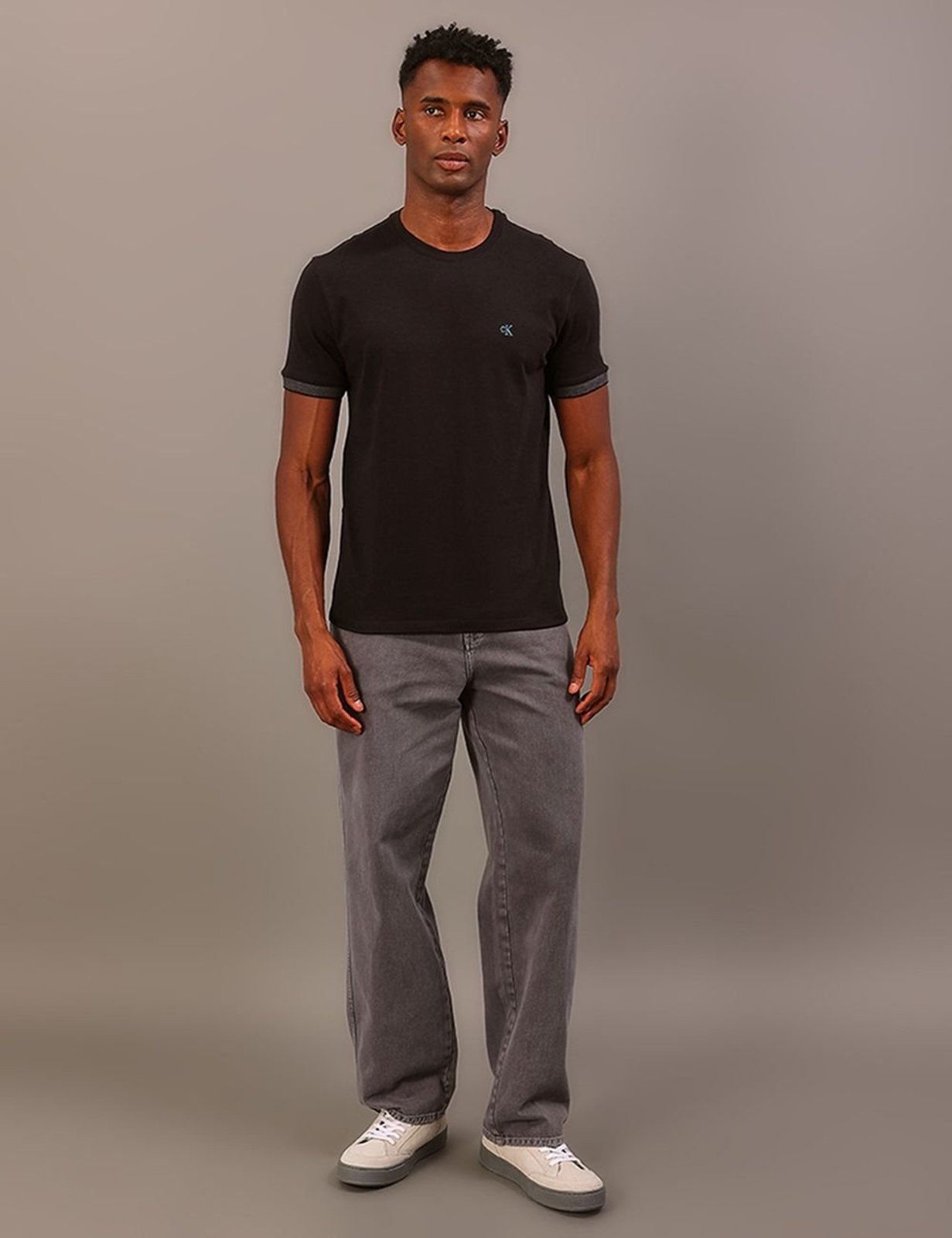 Camiseta Manga Curta Calvin Klein Jeans Masculino Sport - Preto Calvin Klein Jeans