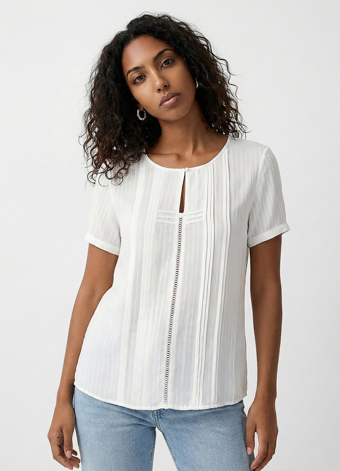 Vista 3 Blusa Branca Manga Curta em Viscose com Linho Sob Pregas branco SOB branco