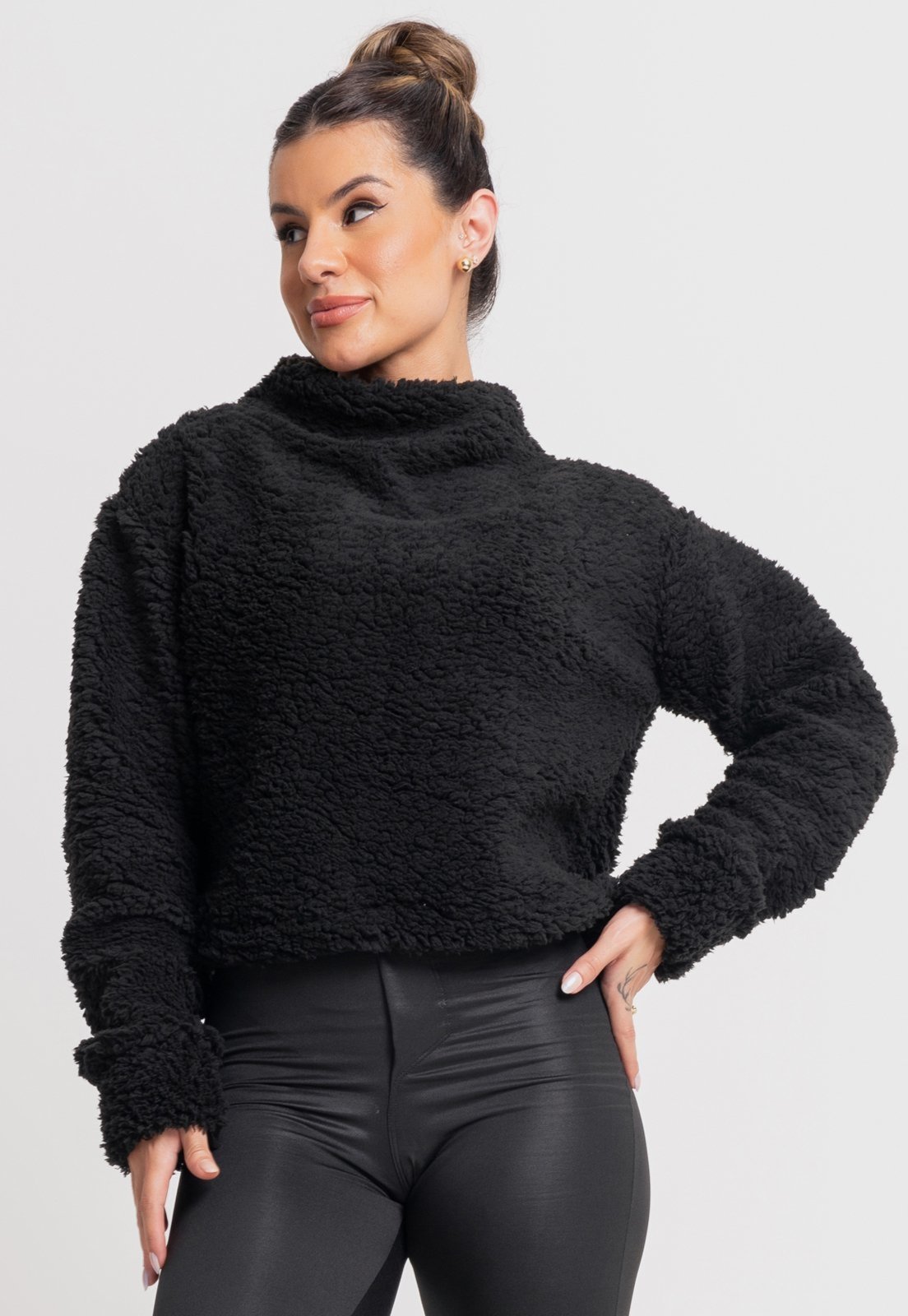 Casaco MVB Modas Flanelado Feminino Cropped Teddy Gola Alta Pelucia Preto