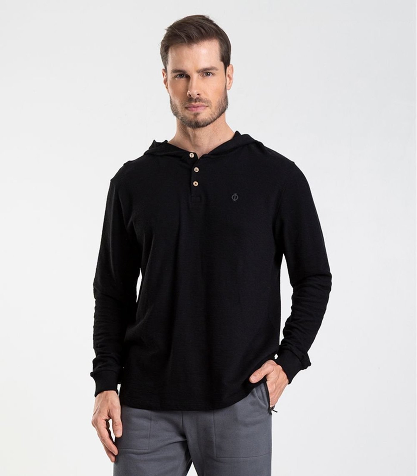 Camiseta Manga Longa Com Capuz De Malhão Diametro Preto