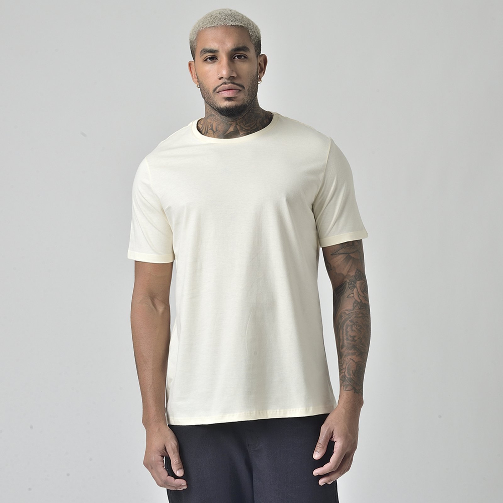 Camiseta Masculina Básica Manga Curta Gola Redonda Amarelo Claro Empório Alex