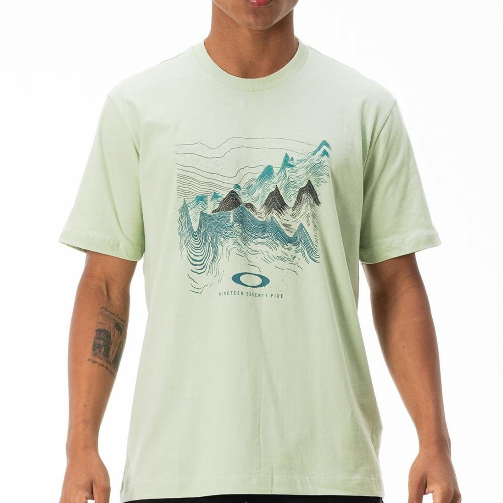 Camiseta Oakley Outline Muontains WT26 Masculina Eucalyptus