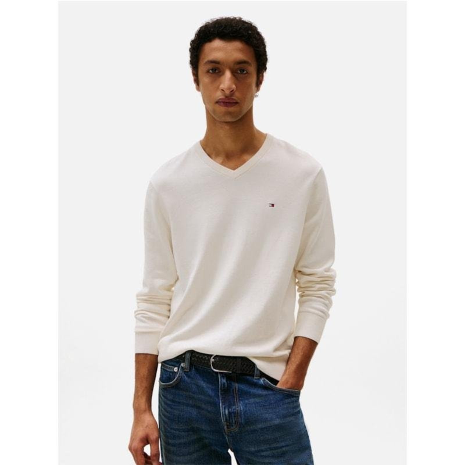 Suéter Gola V e Bordado de Bandeira Off-white