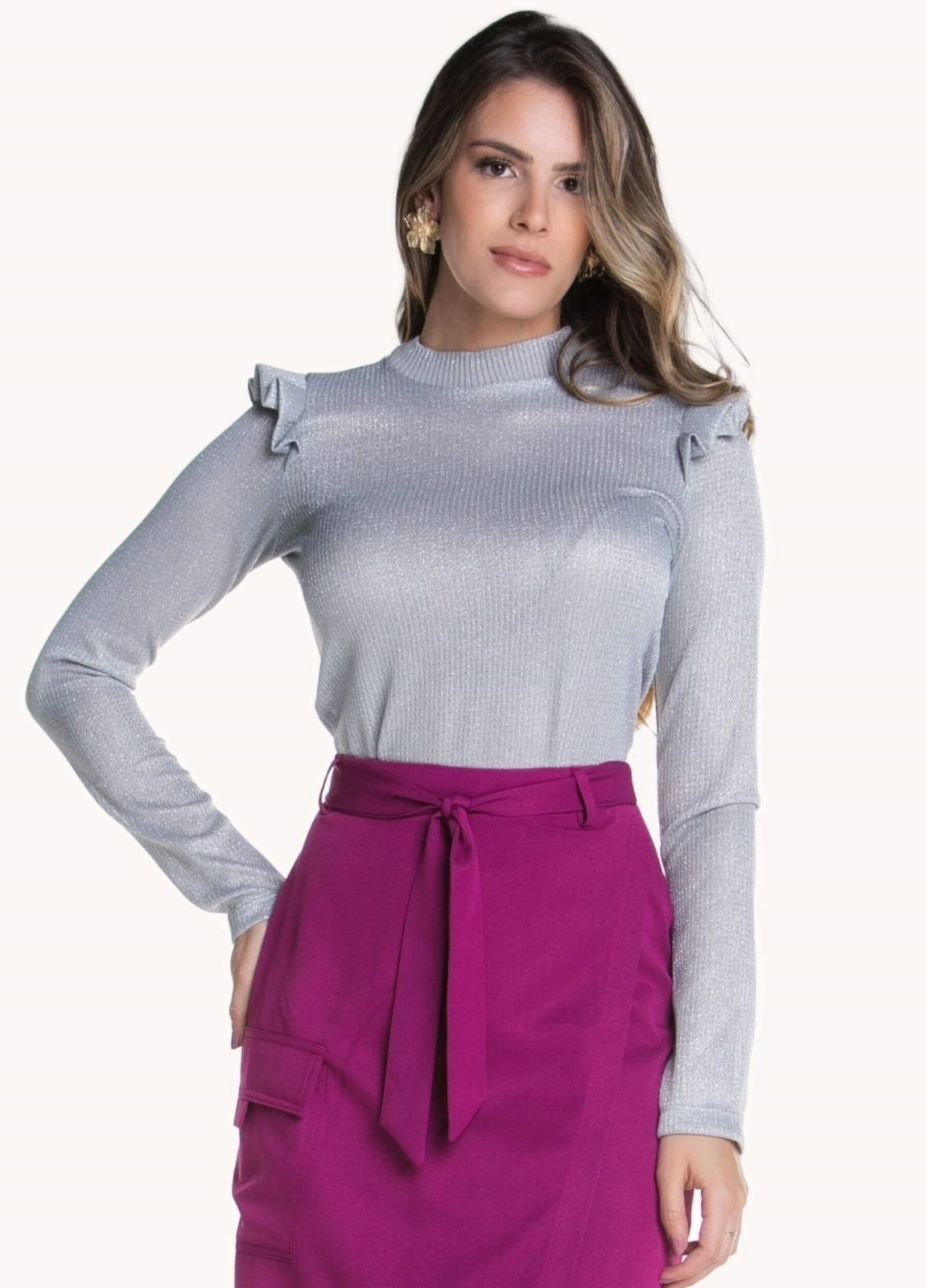 BLUSA FEMININA DE TRICÔ COM PREGAS NA MANGA Prata
