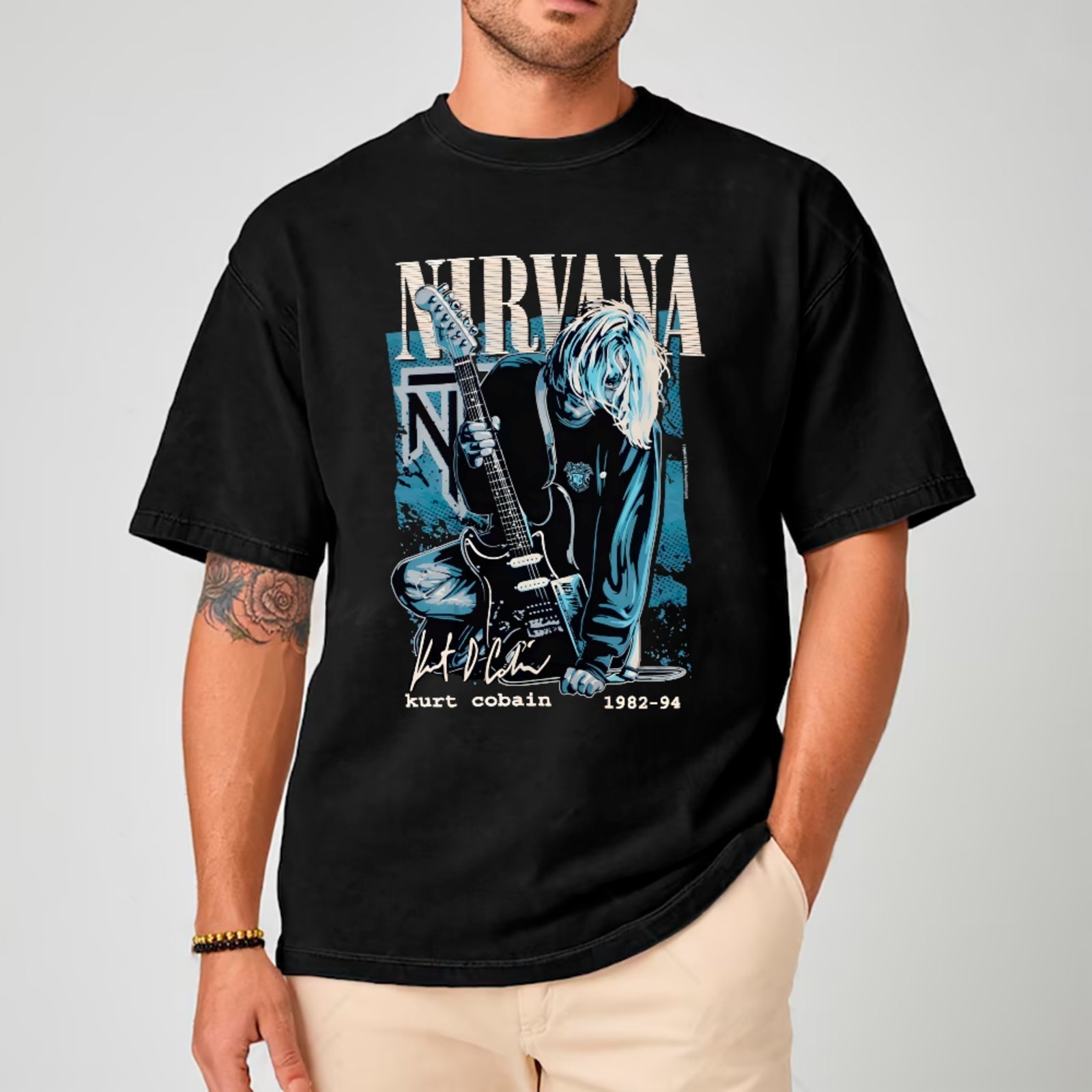 Camiseta Ousy Básica Kurt Cobain Show Ao Vivo Guitarra Rock Unissex Preto