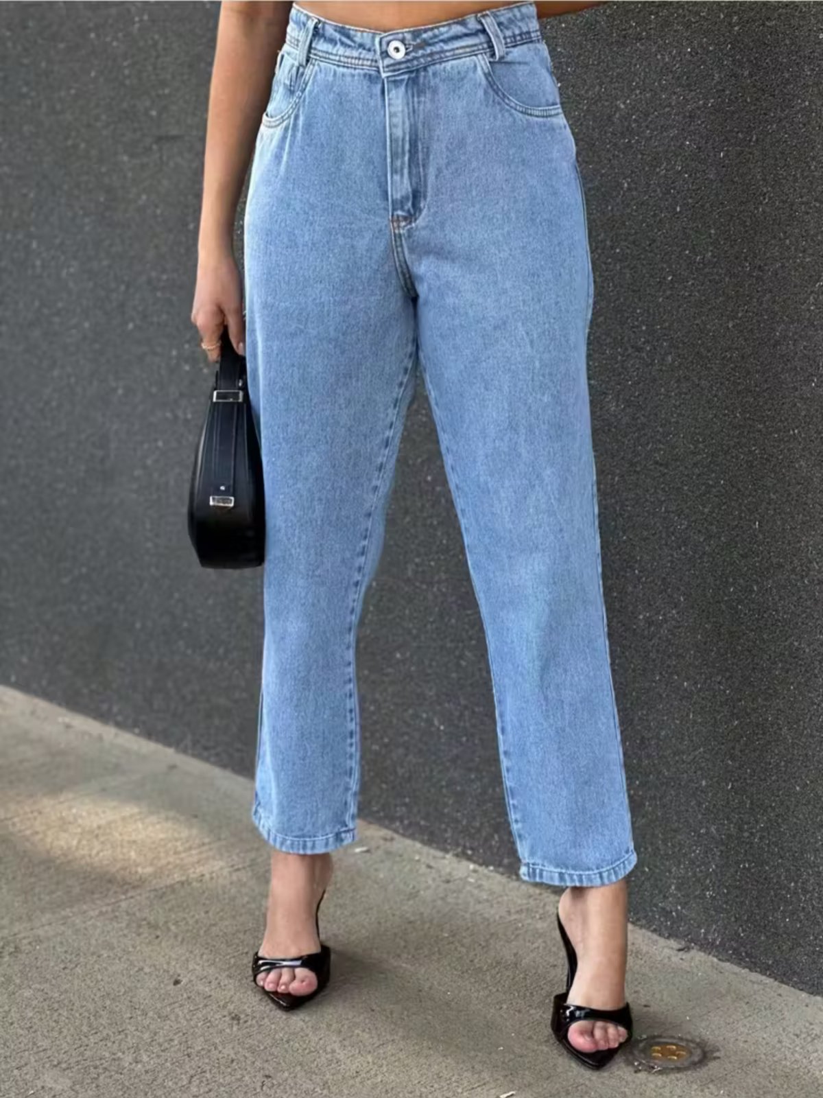 Calça Jeans Feminina Mom Alpha Street Wear Fashion e Confortavel Estilo Blogueira Azul Claro