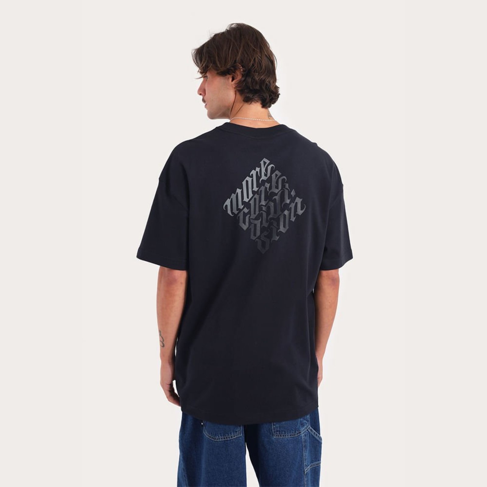 Camiseta Box Fit MCD Caligraffiti