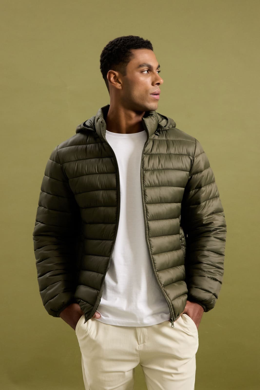 Jaqueta Puffer Bobojaco com Capuz e Bolso Invisível Verde Dialogo