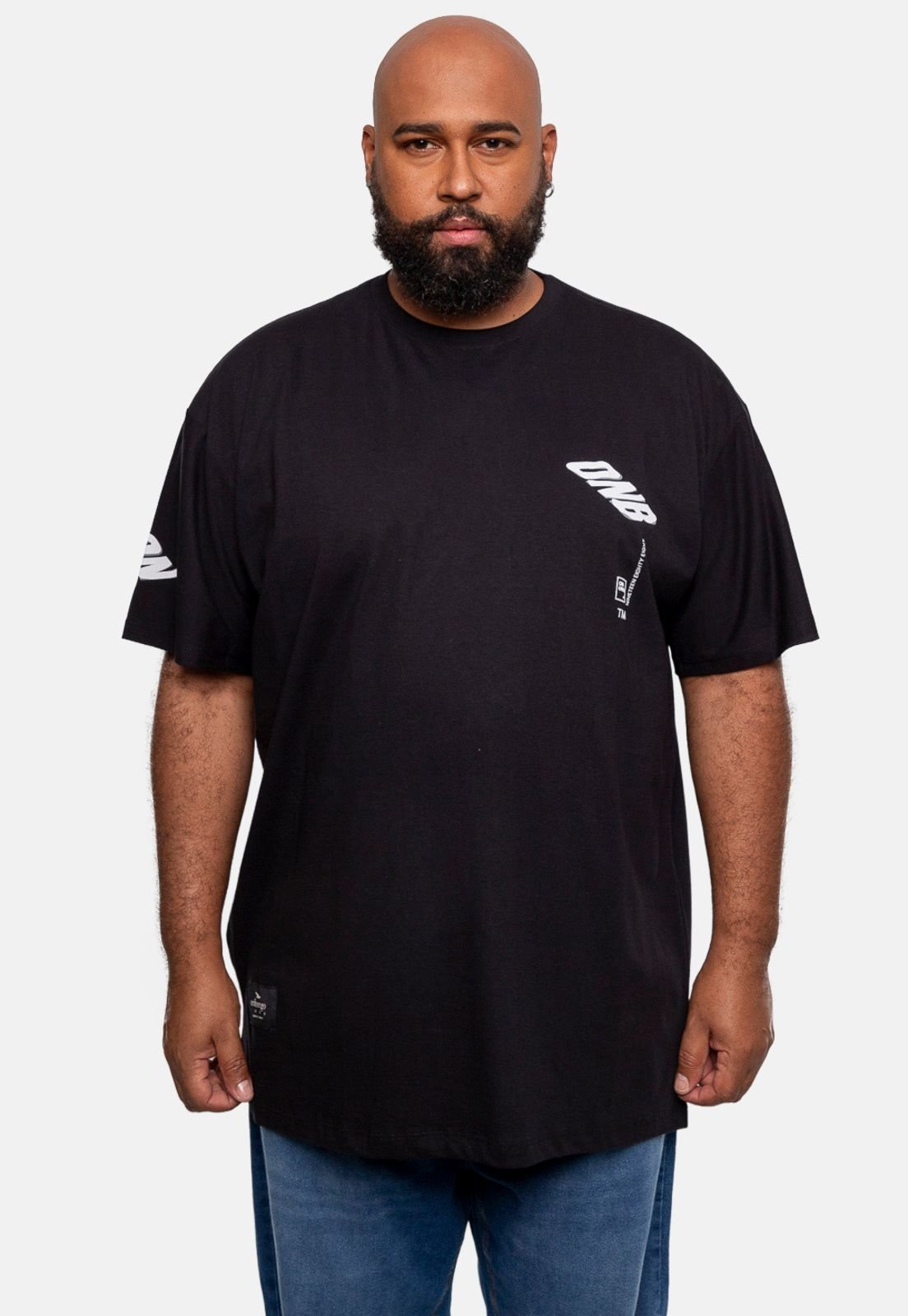 Camiseta Onbongo Estampada Plus Size Preta