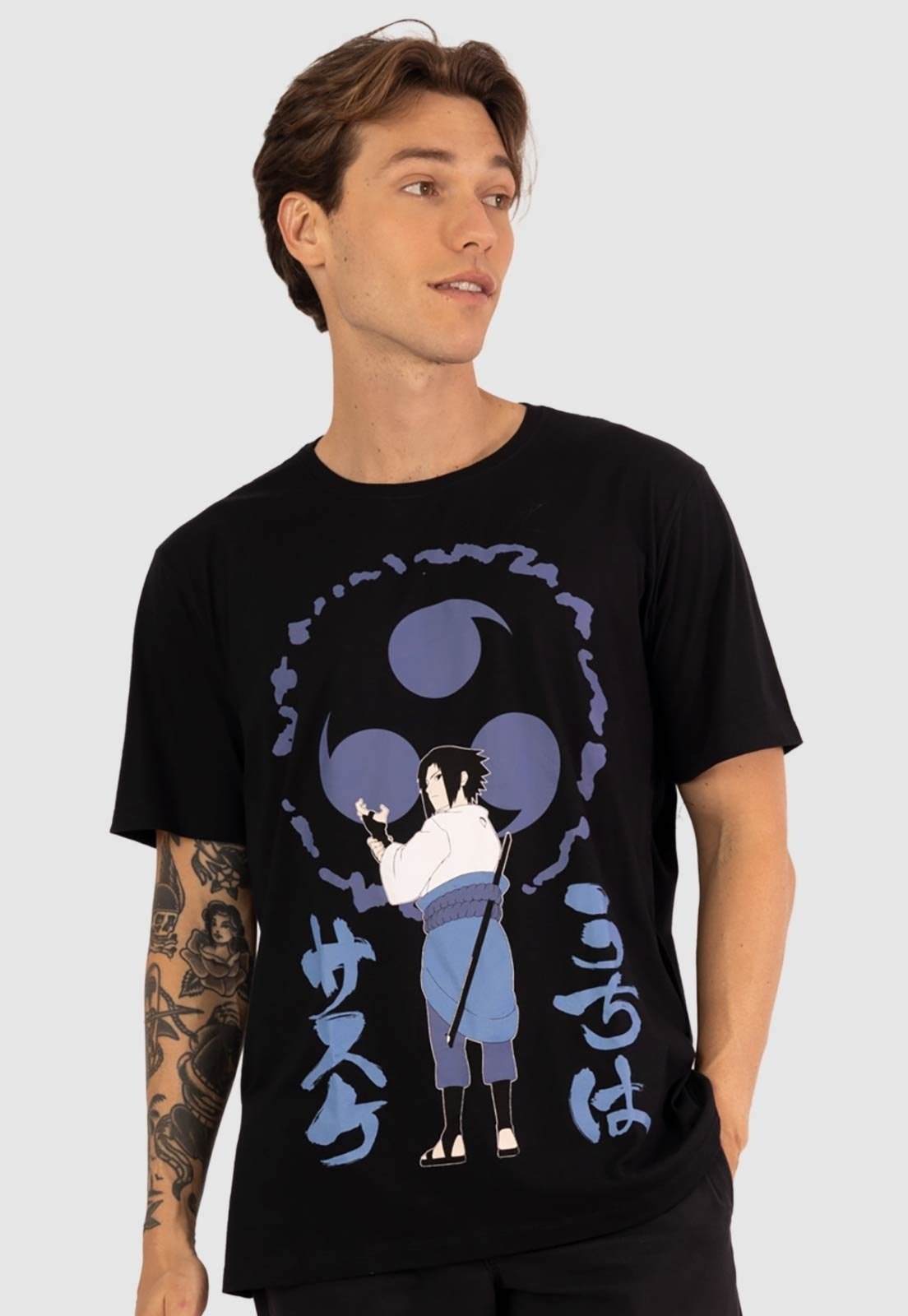 Camiseta Piticas Naruto Sasuke Uchiha Preto